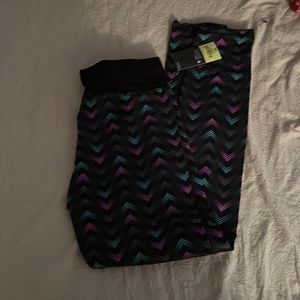 Xersion leggings size 10/12 new smoke free pet free home